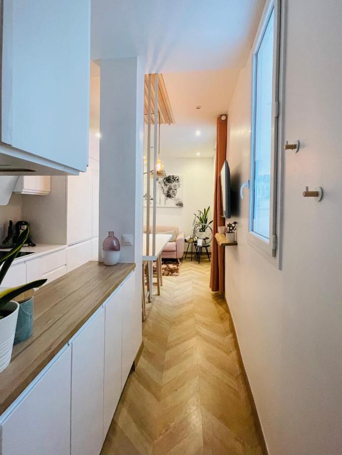 Apartamento Le Nid Douillet De Patricia París Exterior foto