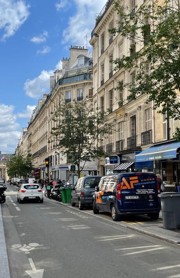 Apartamento Le Nid Douillet De Patricia París Exterior foto